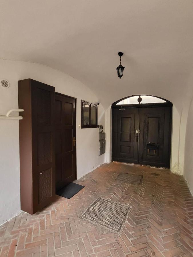 Downtown Romantic Székesfehérvár Εξωτερικό φωτογραφία