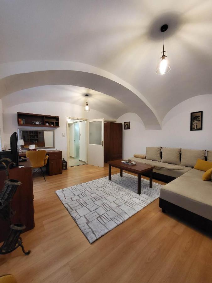 Downtown Romantic Székesfehérvár Εξωτερικό φωτογραφία