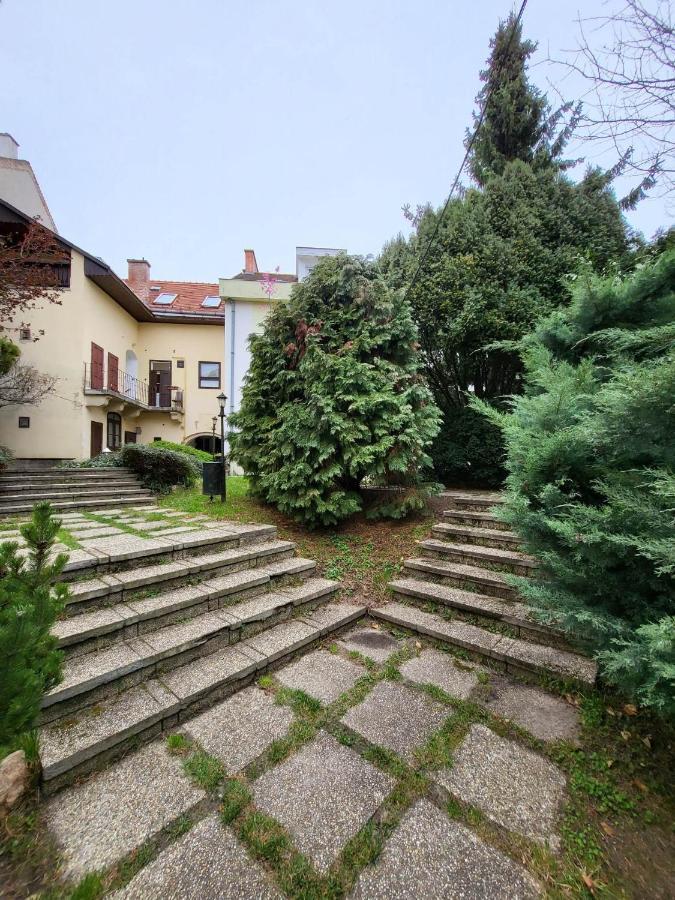 Downtown Romantic Székesfehérvár Εξωτερικό φωτογραφία